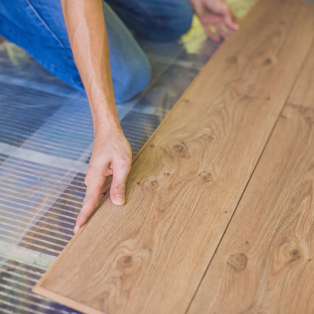 Laying a wood-look laminate plank
